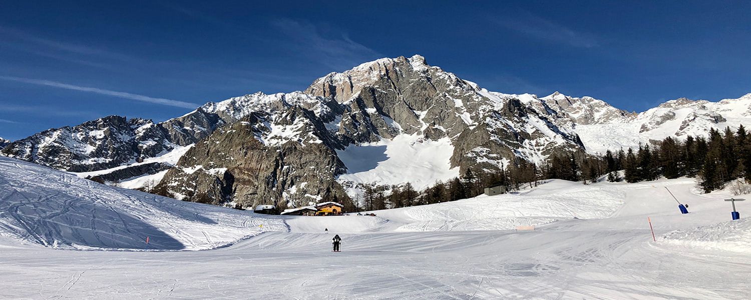 Ski Hire in the Aosta Valley