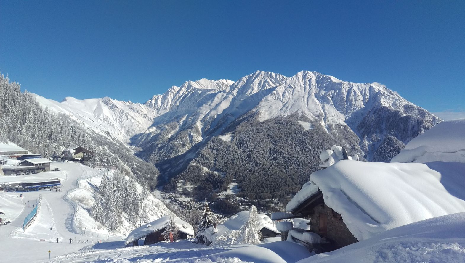Courmayeur ski holidays in italy's aosta valley
